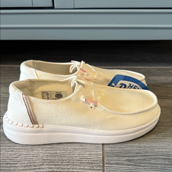 Hey Dude Women’s Wendy Rise Spark White Size 7 - Picture 3 of 8